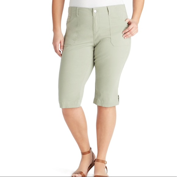 gloria vanderbilt skimmers plus